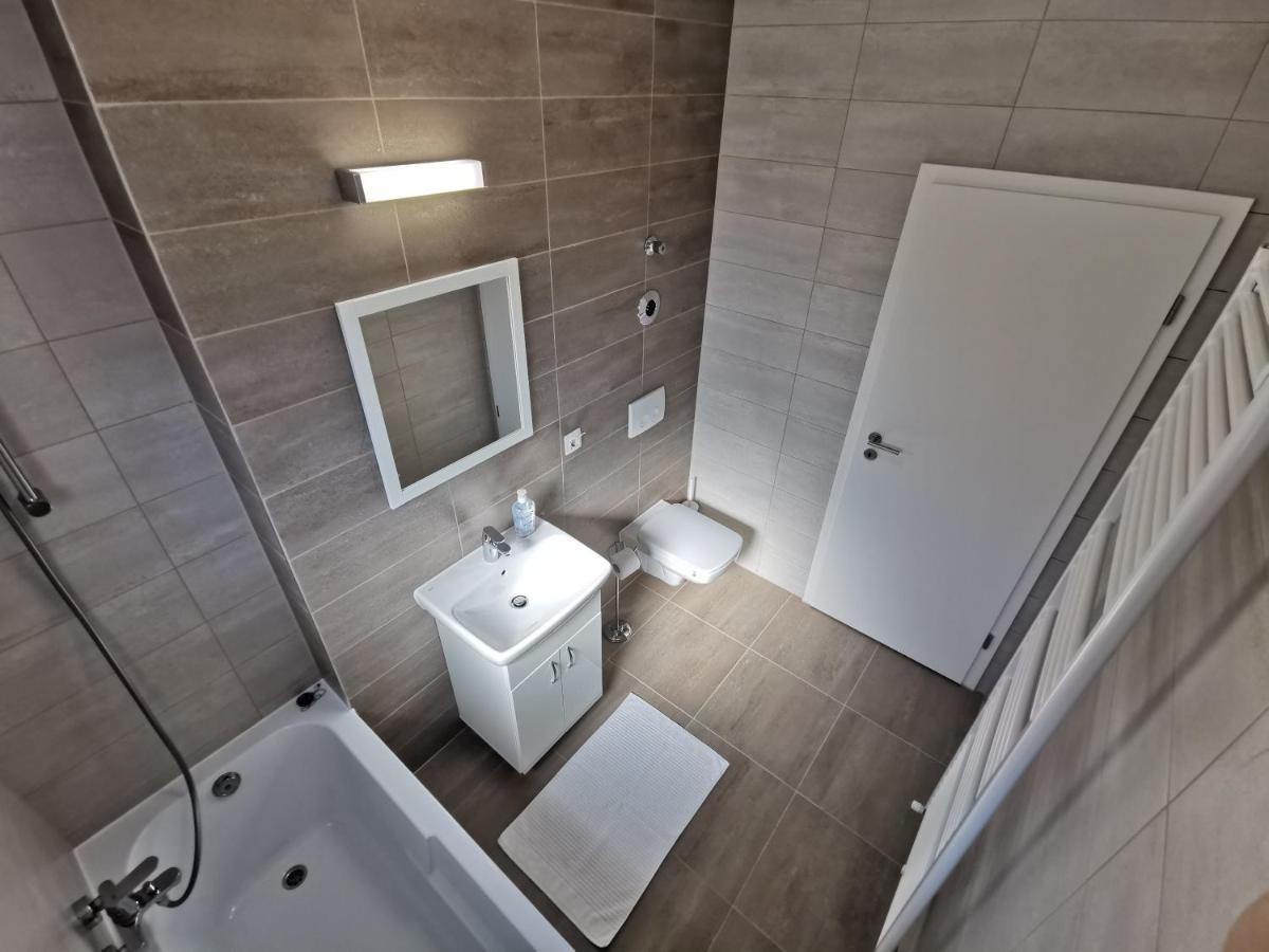 Calatoreste Cu Dragos Apartment